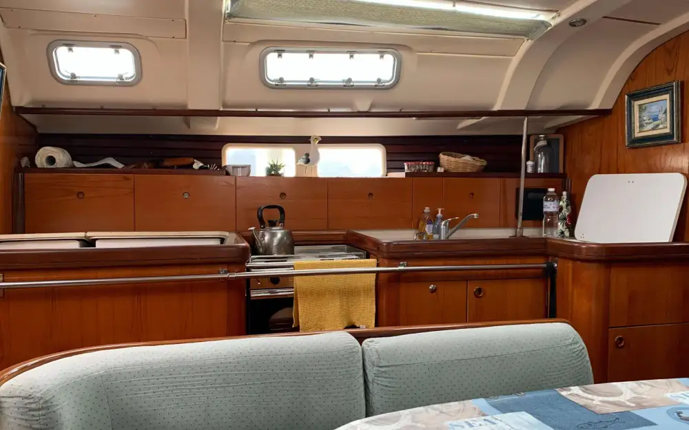slider 31 Beneteau Oceanis 440