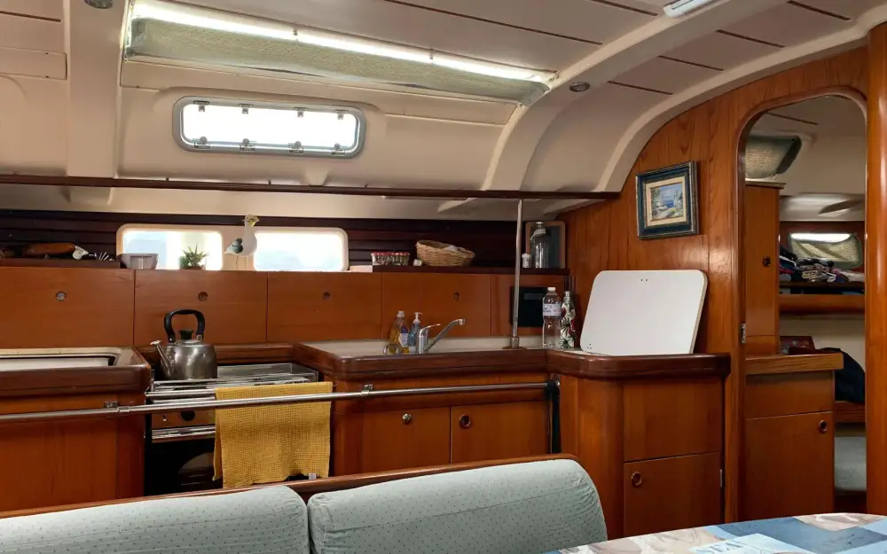 slider 32 Beneteau Oceanis 440
