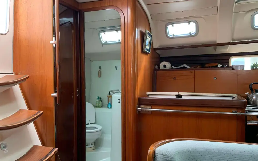 slider 33 Beneteau Oceanis 440