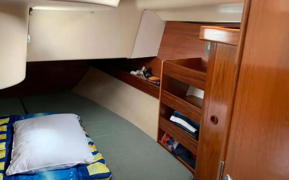 slider 35 Beneteau Oceanis 440