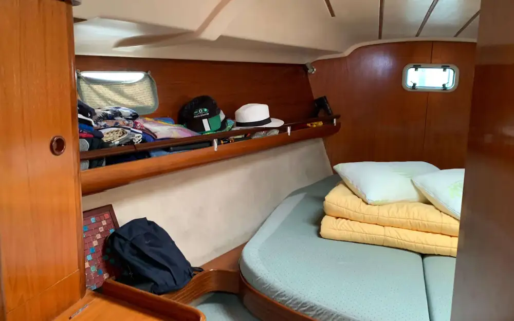 slider 36 Beneteau Oceanis 440