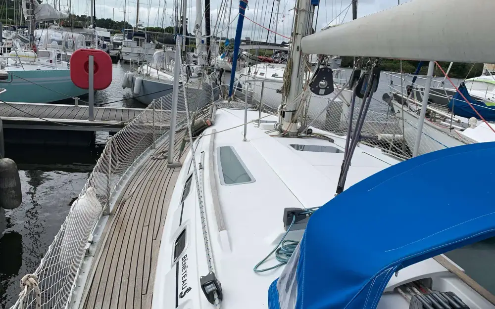 slider 3 Beneteau Oceanis 440