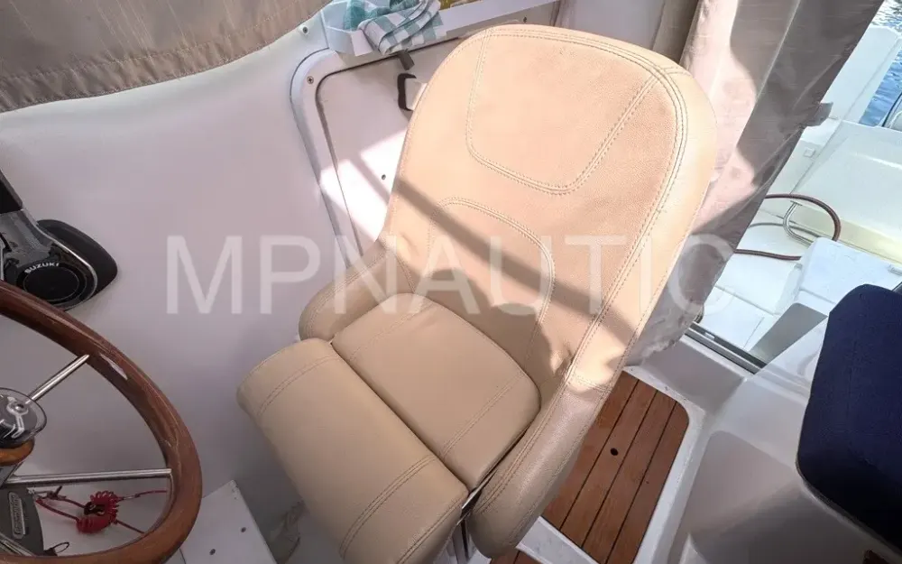 slider 14 Beneteau Antares 750 HB - null