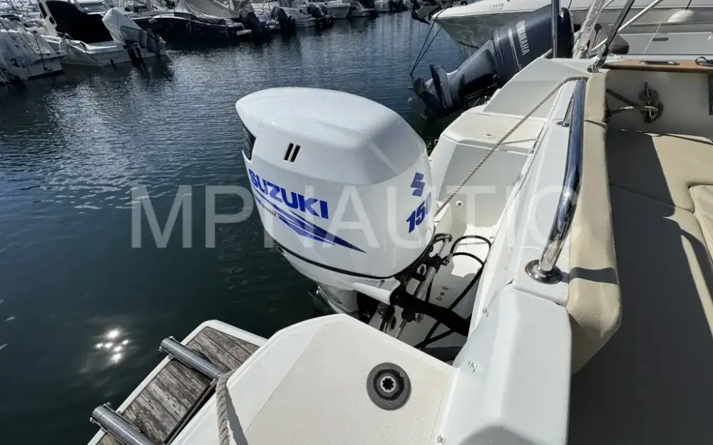 slider 15 Beneteau Antares 750 HB