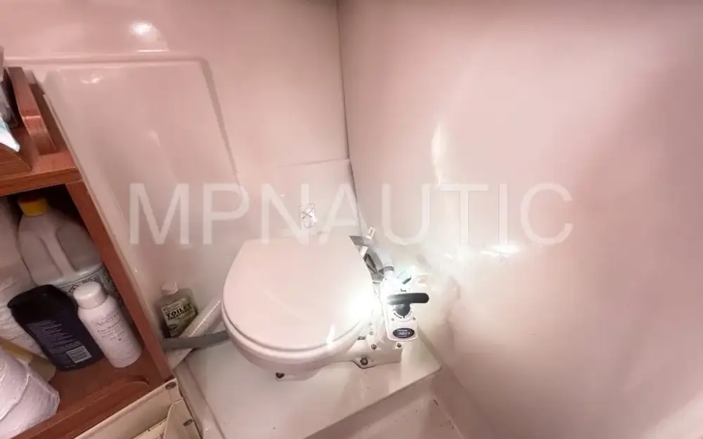 slider 9 Beneteau Antares 750 HB