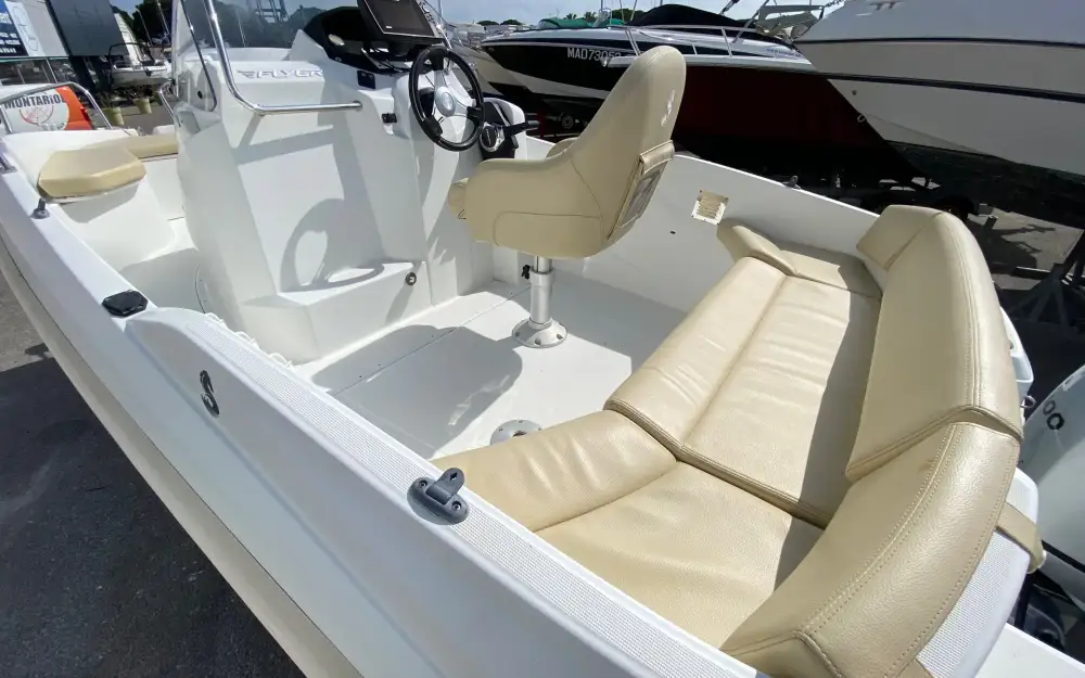 slider 22 Beneteau Flyer 500 Open