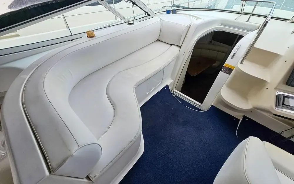 slider 17 Cruisers Yachts  4270 Esprit
