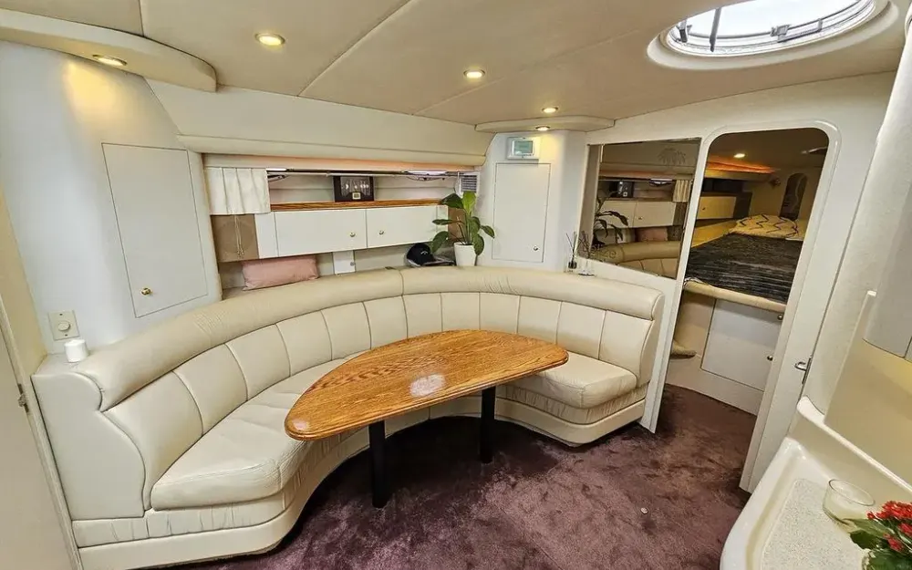 slider 22 Cruisers Yachts  4270 Esprit