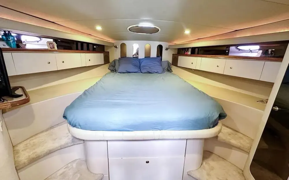 slider 24 Cruisers Yachts  4270 Esprit