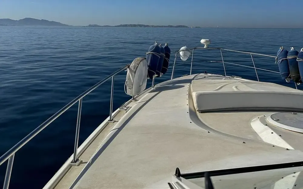 slider 32 Cruisers Yachts  4270 Esprit