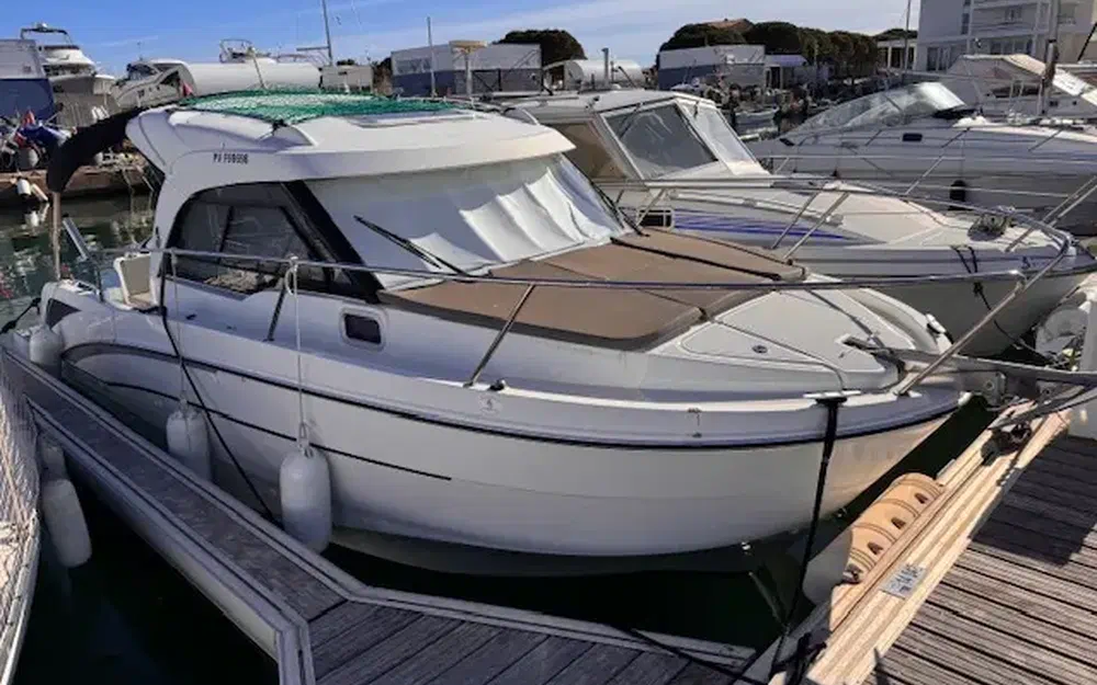 BeneteauAntares 8