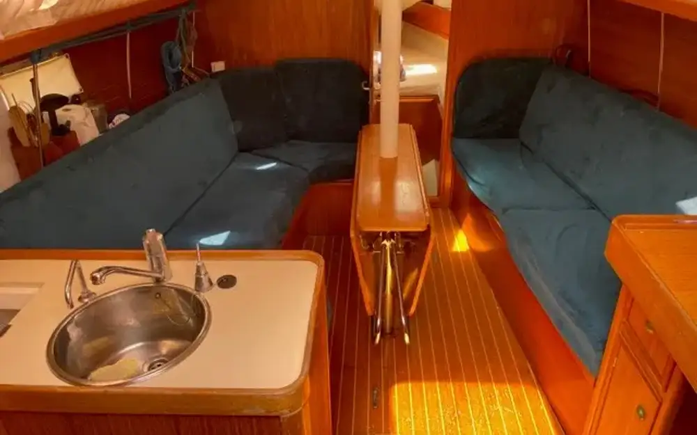 slider 12 Jeanneau Sun Odyssey 31
