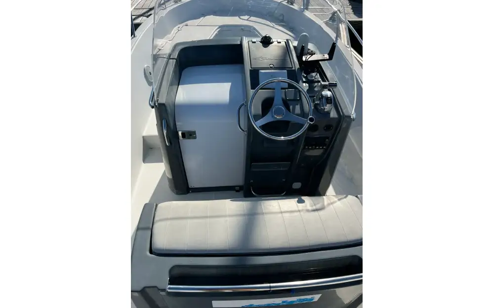 slider 3 White Shark  245