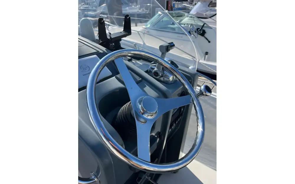 slider 4 White Shark  245