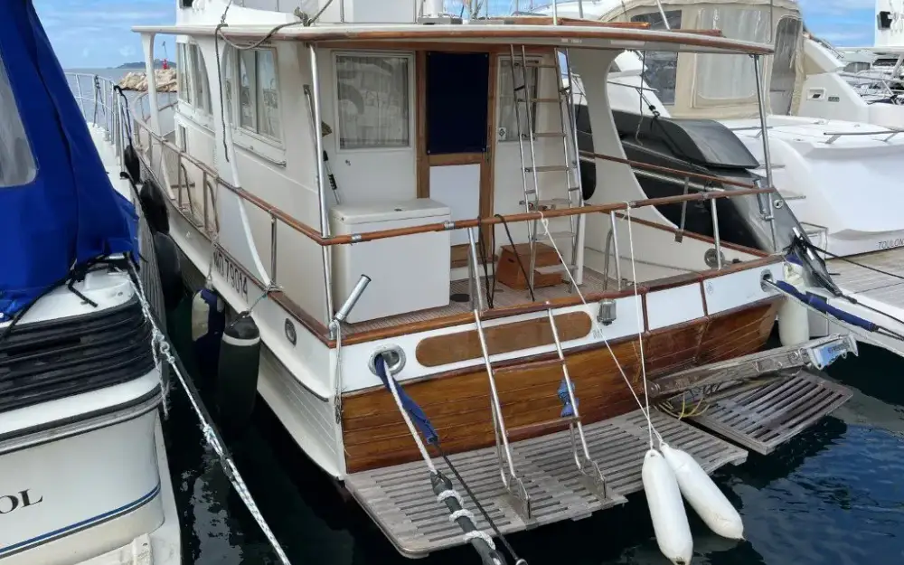 slider 0 Grand Banks  36 Europa