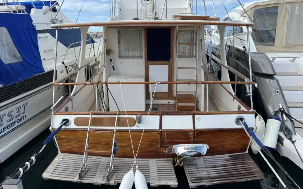 slider 1 Grand Banks  36 Europa
