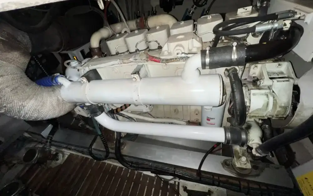 slider 39 Grand Banks  36 Europa