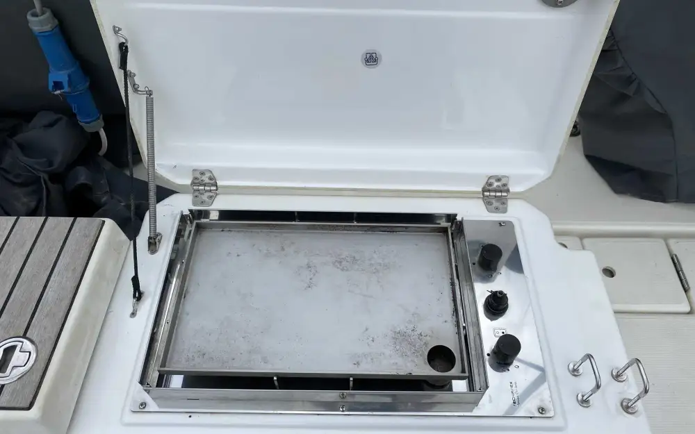 slider 6 Dufour  360 Grand Large
