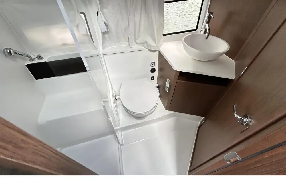 slider 11 Beneteau Antares 11 Fly