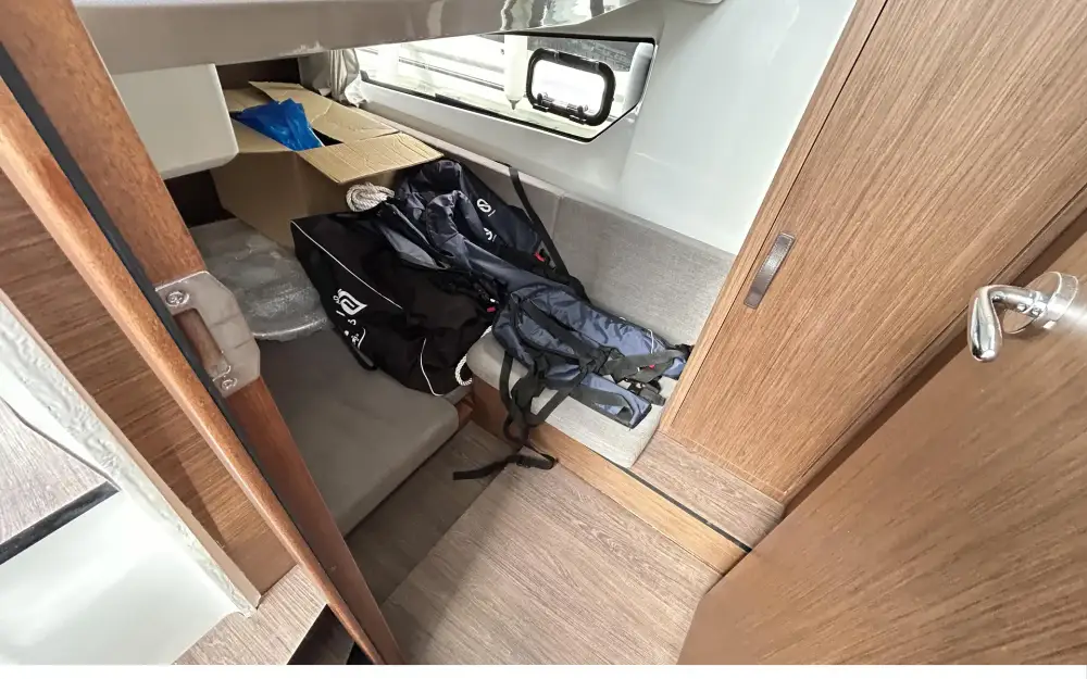 slider 12 Beneteau Antares 11 Fly