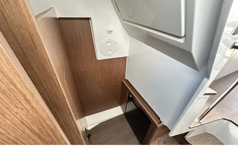 slider 13 Beneteau Antares 11 Fly