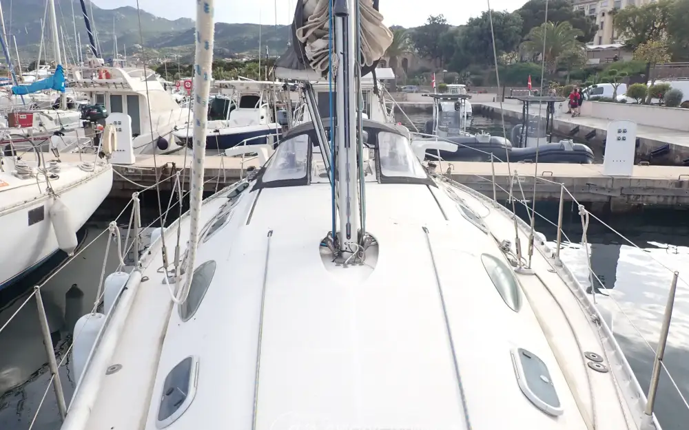 slider 9 Beneteau First 38 S5
