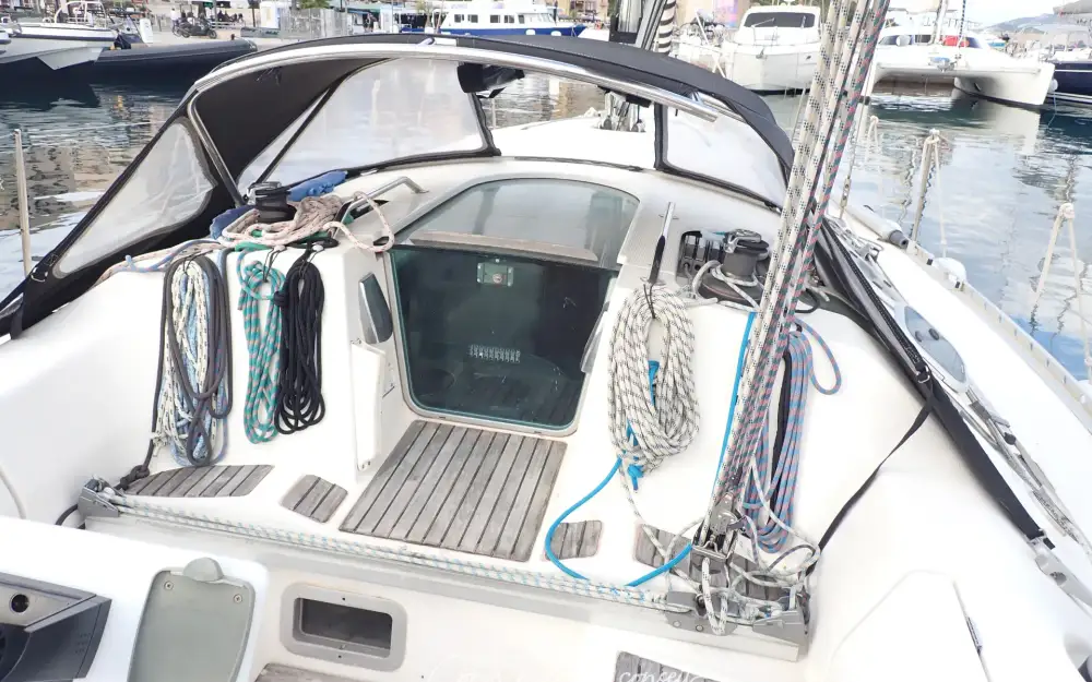 slider 3 Beneteau First 38 S5