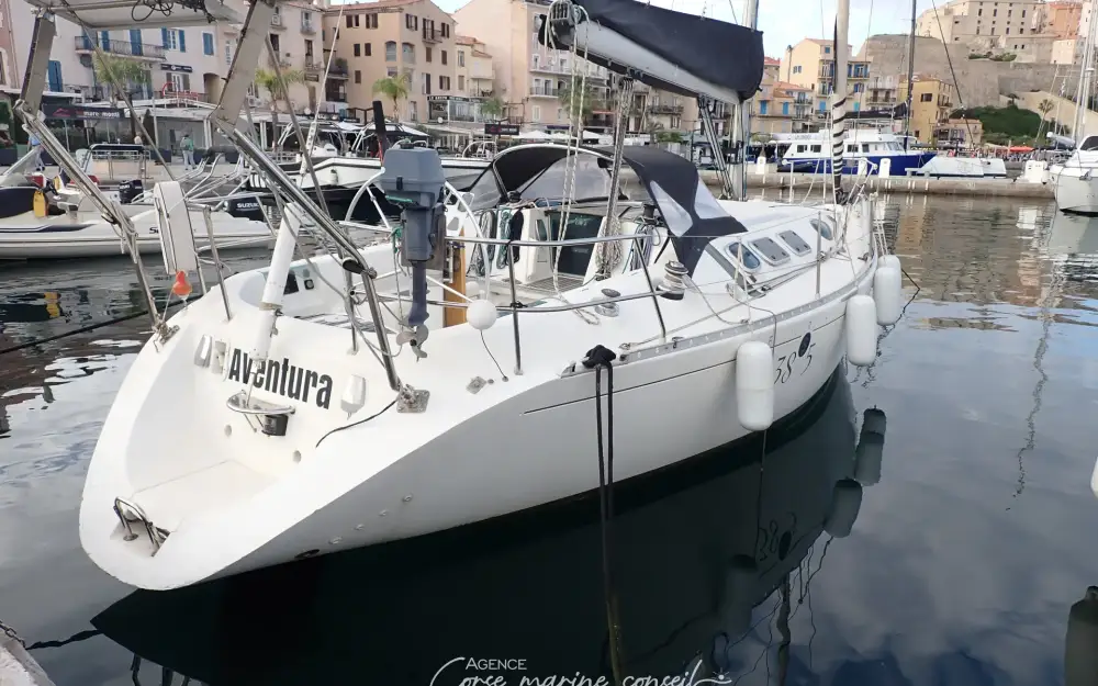 slider 1 Beneteau First 38 S5