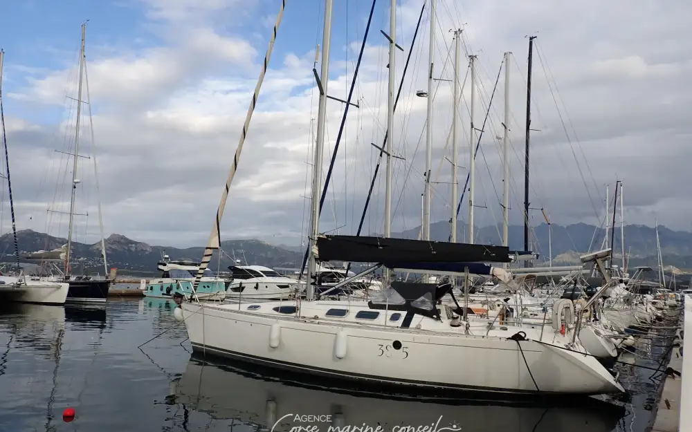 slider 0 Beneteau First 38 S5