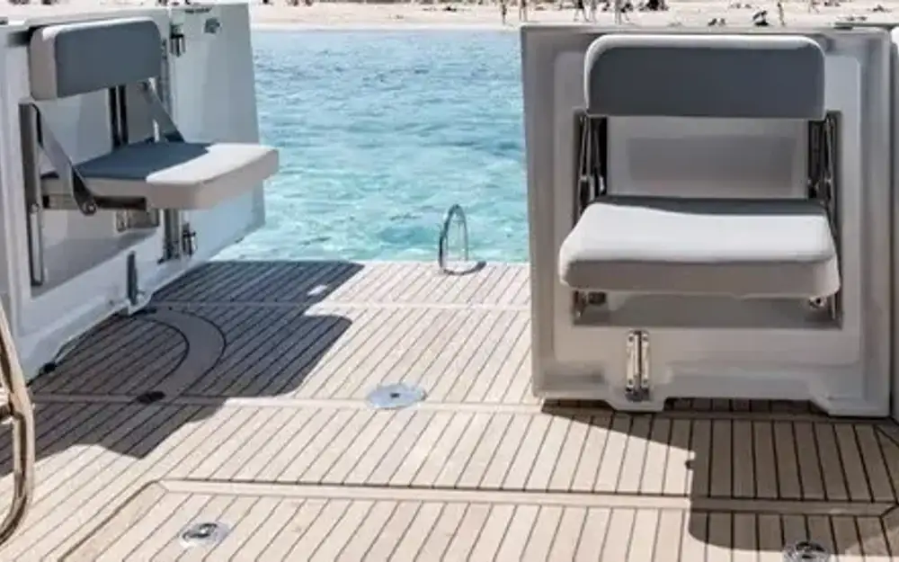 slider 15 Beneteau Swift Trawler 30