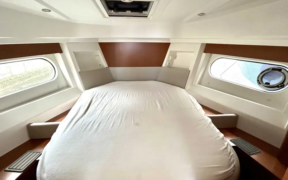 slider 7 Beneteau Swift Trawler 30
