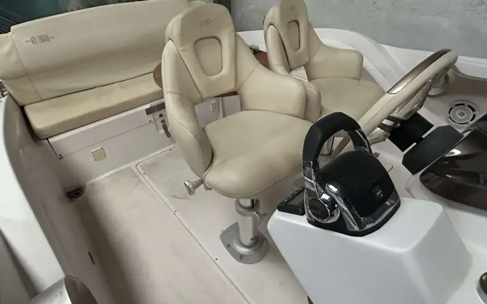 slider 17 Sessa Marine Key Largo 24