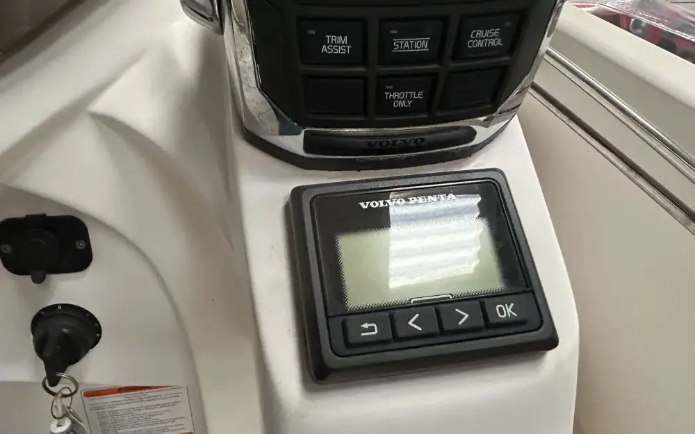 slider 4 Sessa Marine Key Largo 24