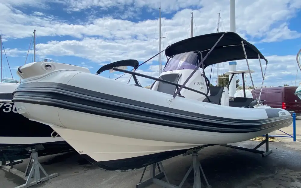 slider 0 Grand Golden Line G650