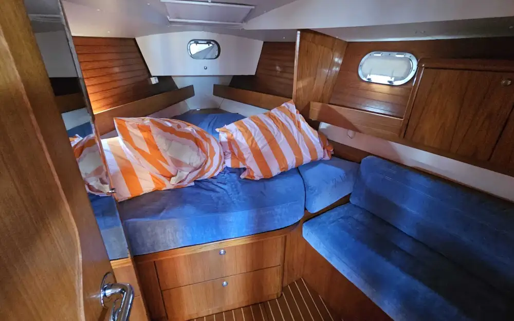 slider 13 Jeanneau Sun Odyssey 42.1
