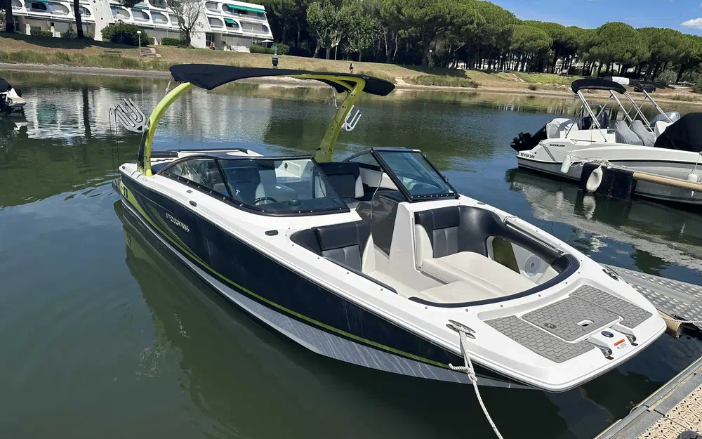 slider 0 Four Winns TS 222