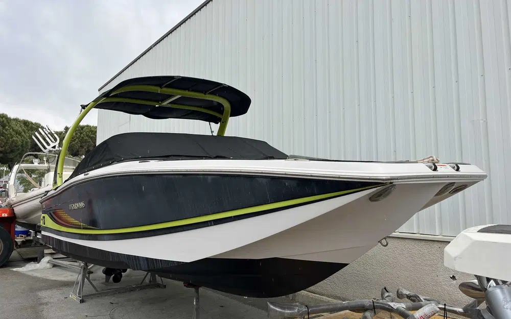 slider 3 Four Winns TS 222