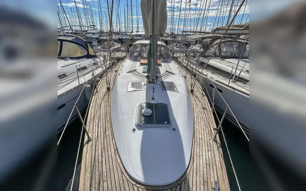 slider 23 Jeanneau Sun Odyssey 37