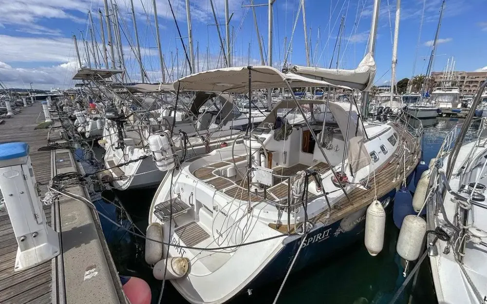 slider 5 Jeanneau Sun Odyssey 37