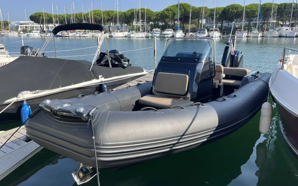 slider 1 Brig Eagle 6.7
