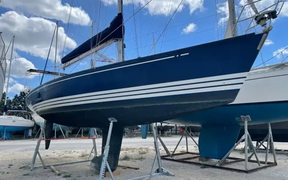 slider 0 Custom X YACHT