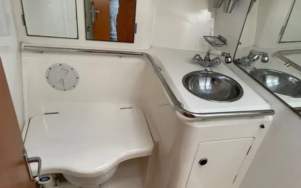 slider 7 Custom X YACHT