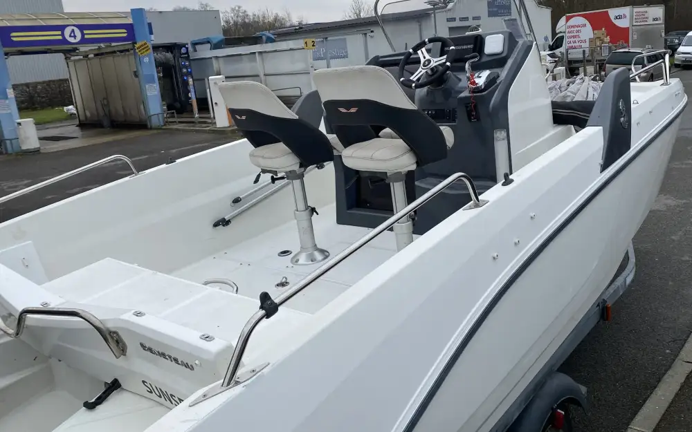 slider 3 Beneteau Flyer 6.6 SPACEdeck