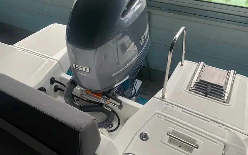 slider 3 Jeanneau Cap Camarat 6.5 WA