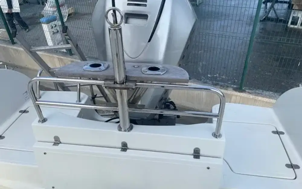 slider 6 Selection Boats ASTON 23 SELECTION