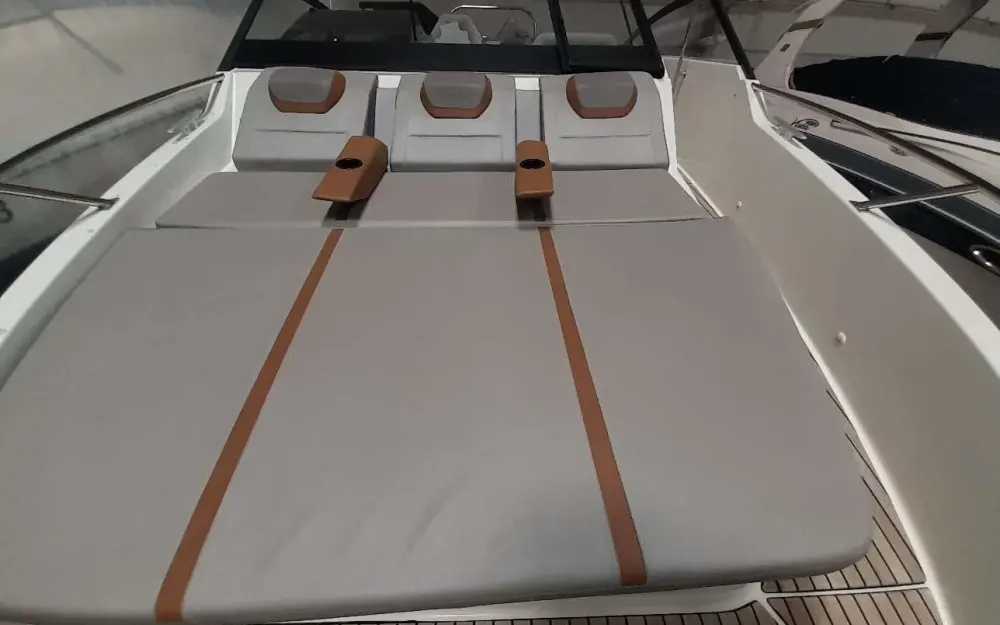 slider 14 Beneteau Flyer 10 - null