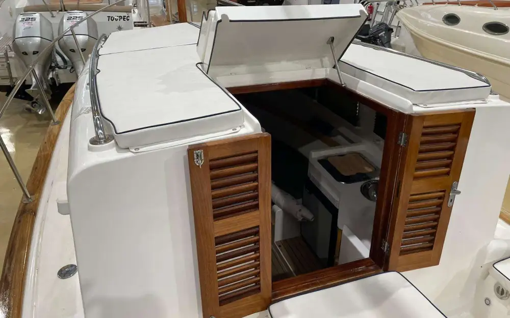 slider 12 Tiburon  37 Cabinado