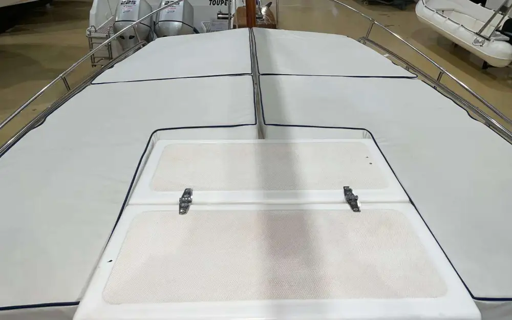 slider 3 Tiburon  37 Cabinado