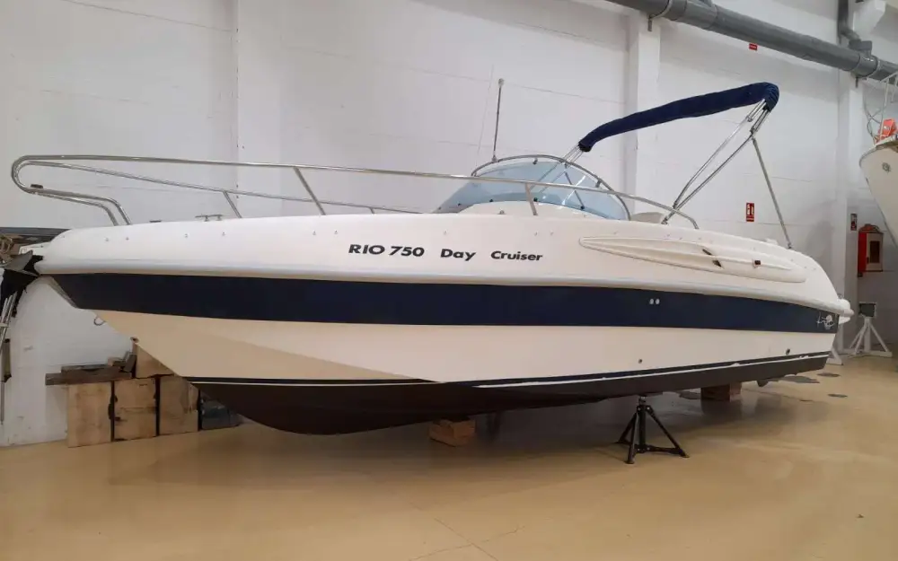 slider 8 Rio  750