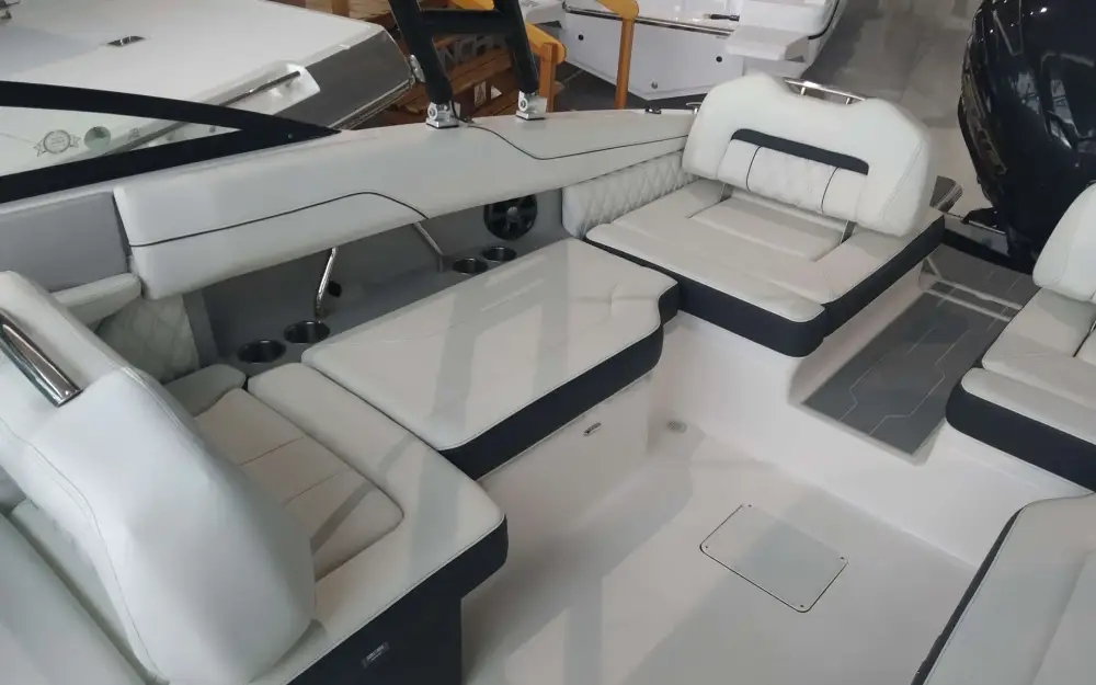 slider 13 Regal LX2